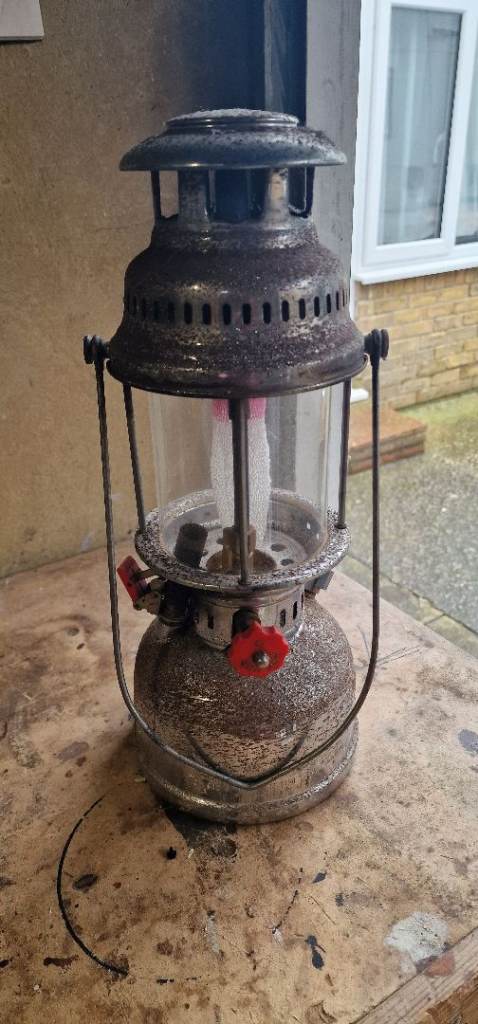 Blacks of Greenock "Anchor" Tilly Paraffin Lamp