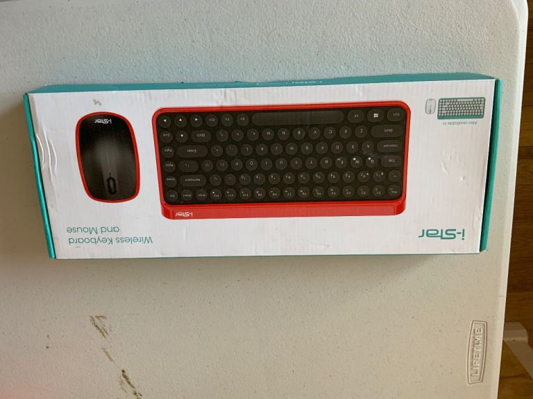 New i-Star Wireless Keyboard and Mouse Set – Mint Green