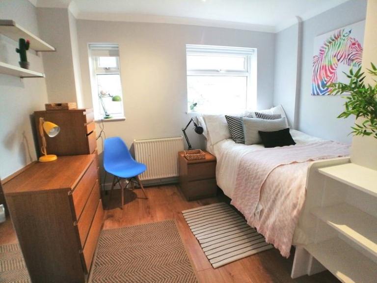 💫Spacious Room Available Near Canary Wharf 🌆 | Bills Included❗️