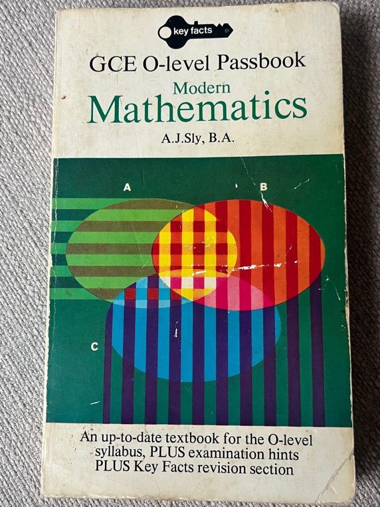 Vintage 1976 GCE O-Level Passbook: Modern Mathematics – A.J. Sly 