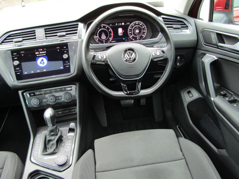 2017 Volkswagen Tiguan 2.0 TSi 180 4Motion SEL 5dr DSG ESTATE Petrol Automatic