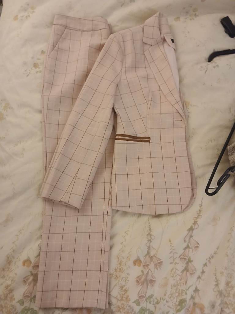  Stunning Tailored Two Piece Suit