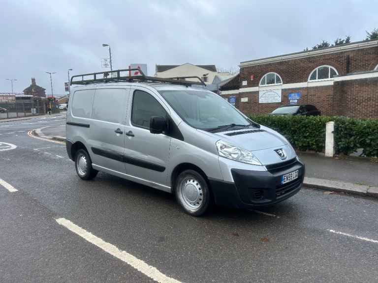 PEUGEOT EXPERT PROFESSIONAL 2.0 HDI 2010 1 OWNER WITH FSH LONG MOT DRIVES WELL BRAND NEW CLUTCH 