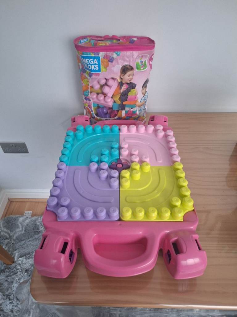 Bundle Girls Mega Bloks Build ‘n Learn Activity Table & Building Blocks
