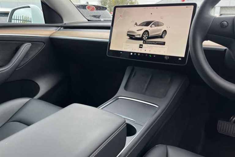 2022 Tesla Model Y Long Range AWD 5dr Auto MPV ELECTRIC Automatic