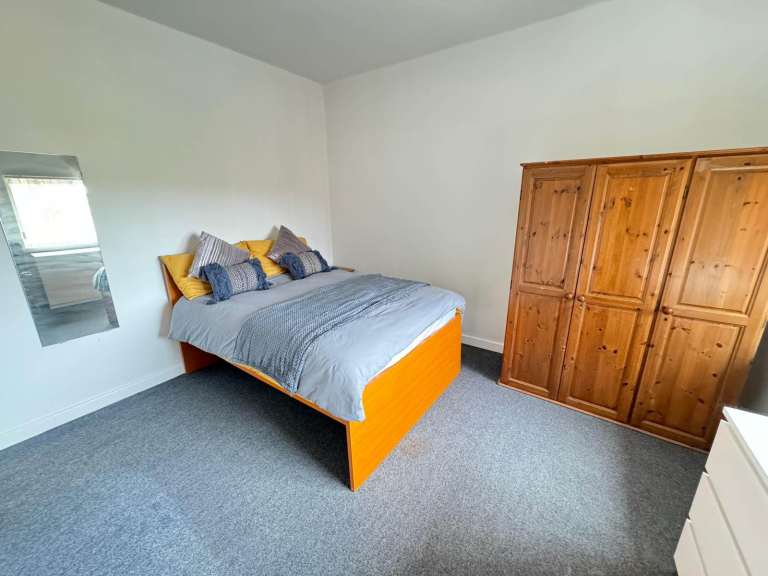 COVENTRY TRAIN STATION STUDIOS - JLR TENANTS WELCOME