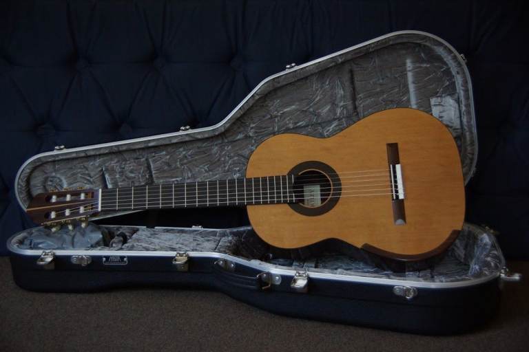 FS/FT !!EXCLUSIVE!! UK LUTHIER BUILT 2017 RICHARD HARTLEY CLASSICAL GUITAR !!EXCLUSIVE!!