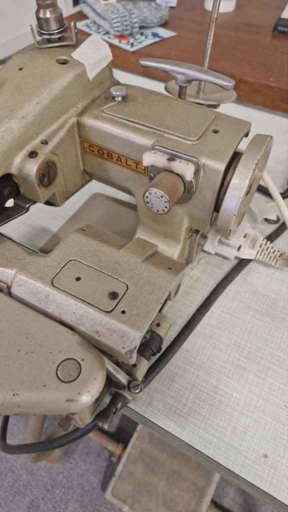 Cobalt Blind Hem Industrial Sewing Machine – Vintage / Rare