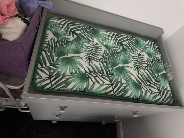 Baby changing draws 