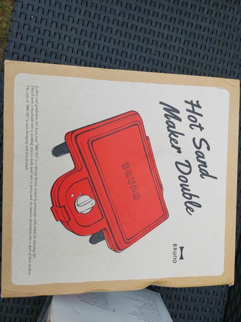 Sandwich maker and cooking pot