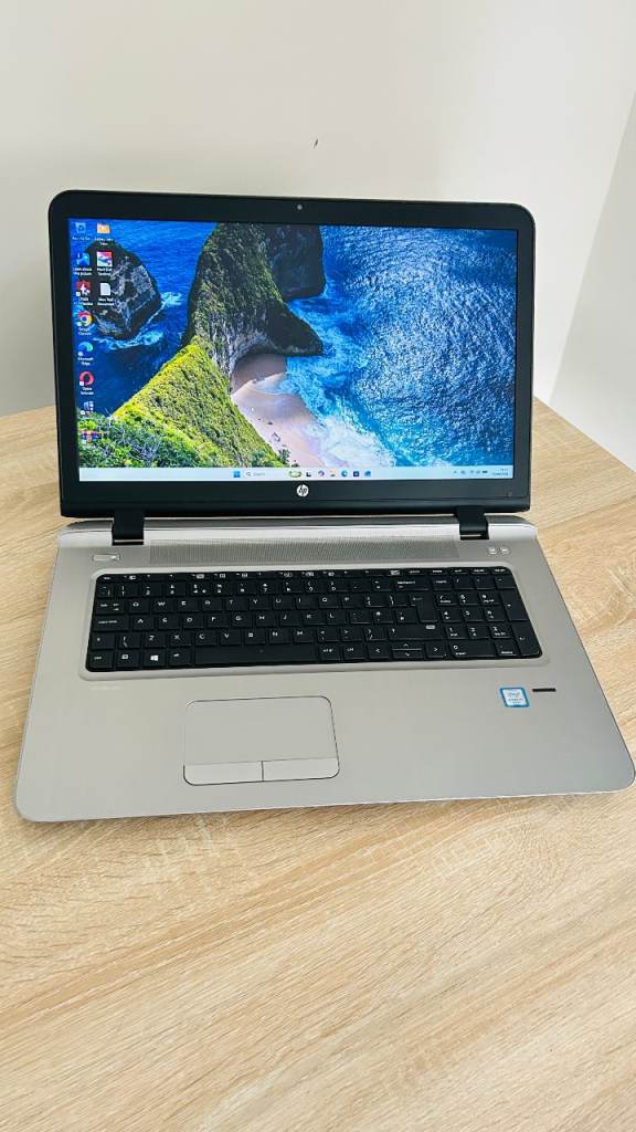 17 inch HP Probook - Core i5 2,8 GHZ/ 16 GB Ram/ 256 SSD - 3 HOURS Battery