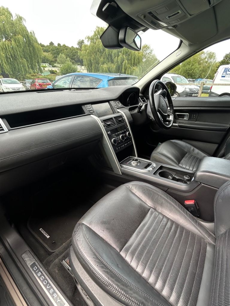 Land Rover,-( Automatick)-  DISCOVERY SPORT, Estate, 2015, Other, 1999 (cc), 5 doors