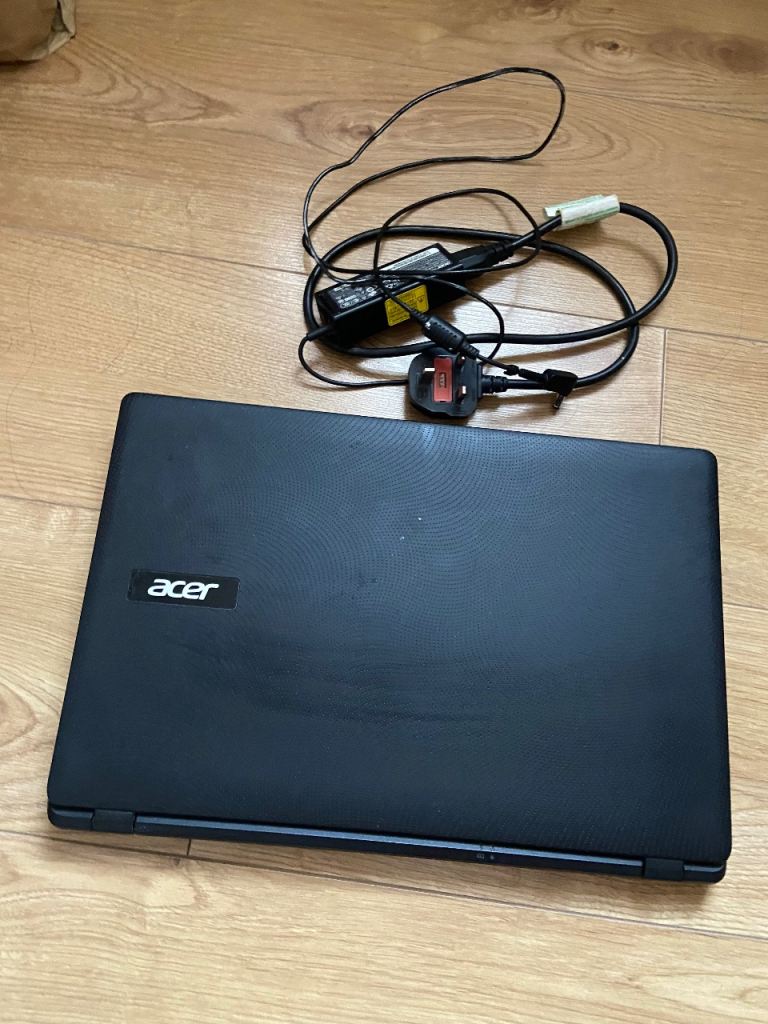 Acer Aspire ES1-531 15.6" Laptop, 4GB RAM 500GB HDD, Windows 10