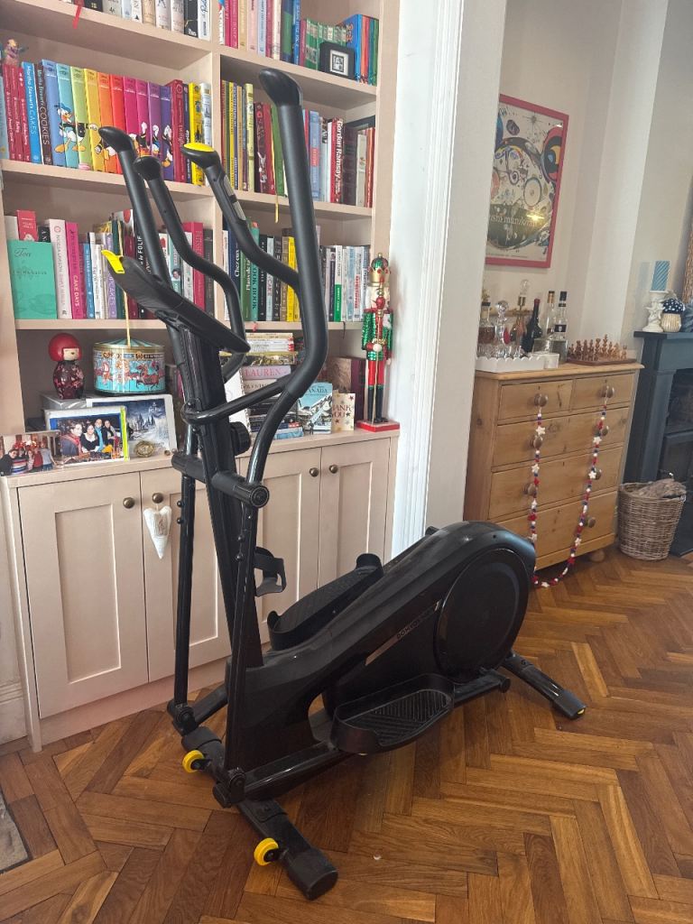 Elliptical Trainer, Domyos 540, No plugin needed