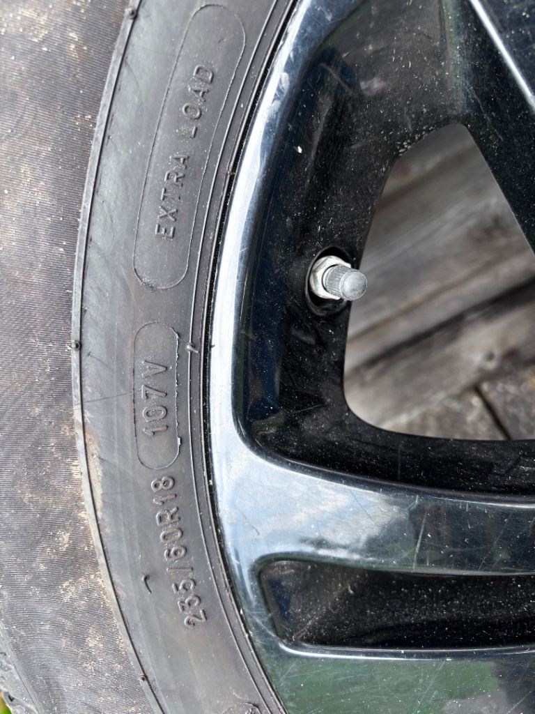 Discovery sport /Evoque wheels and tyres