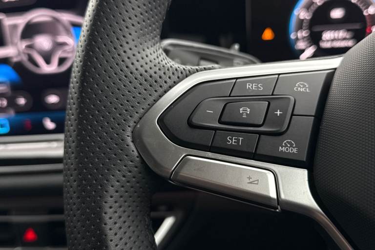 2024 Volkswagen Tiguan 1.5 eTSI MHEV R-Line DSG Euro 6 (s/s) 5dr SUV Automatic