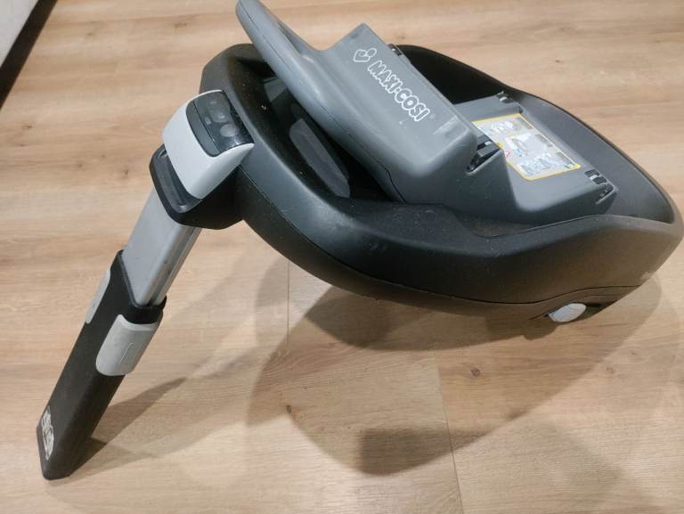 Maxi-Cosi FamilyFix isofix base for car seat