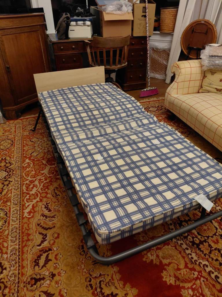 image for Folding bed / zed bed