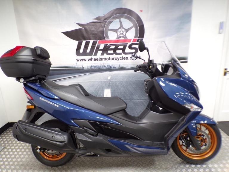2025 SUZUKI BURGMAN 400 WITH ONLY 378 MILES FROM NEW