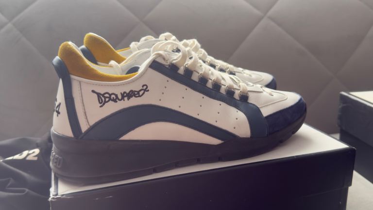 DSQUARED size 12uk barley worn designer