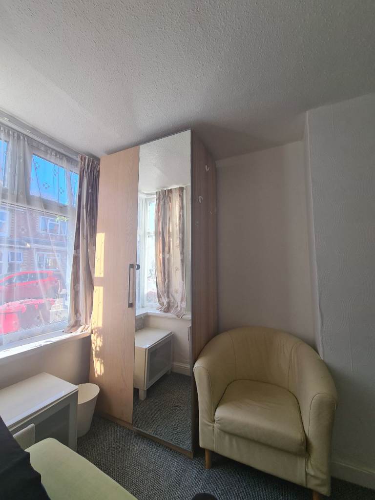 Room available for female