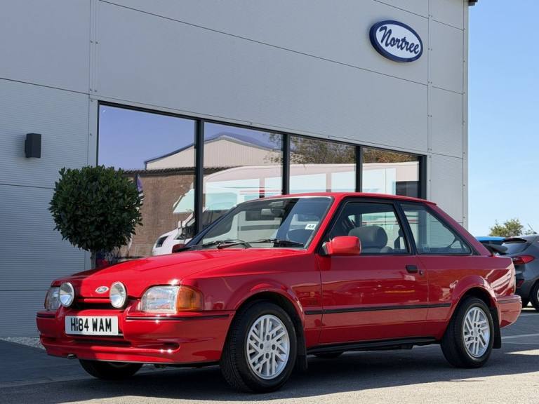 1990 H FORD ESCORT XR3i 1.6L 3DR 105 BHP