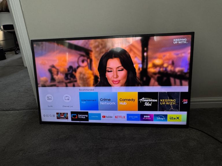 40’ Samsung Ultra HD 4K Smart TV