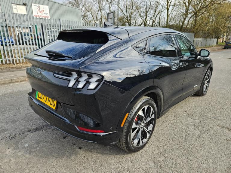 2023 73 Ford Mustang MACHE-E 216kW Extended Range 91kWh RWD Auto Damaged Salvage