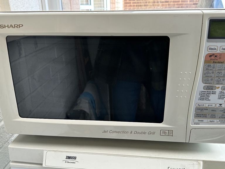 Sharp microwave convection oven 23L