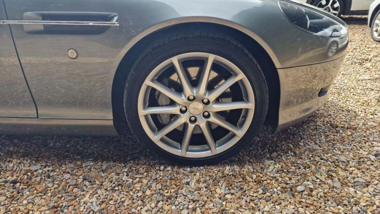 ASTON MARTIN DB9 6.0 V12 2008
