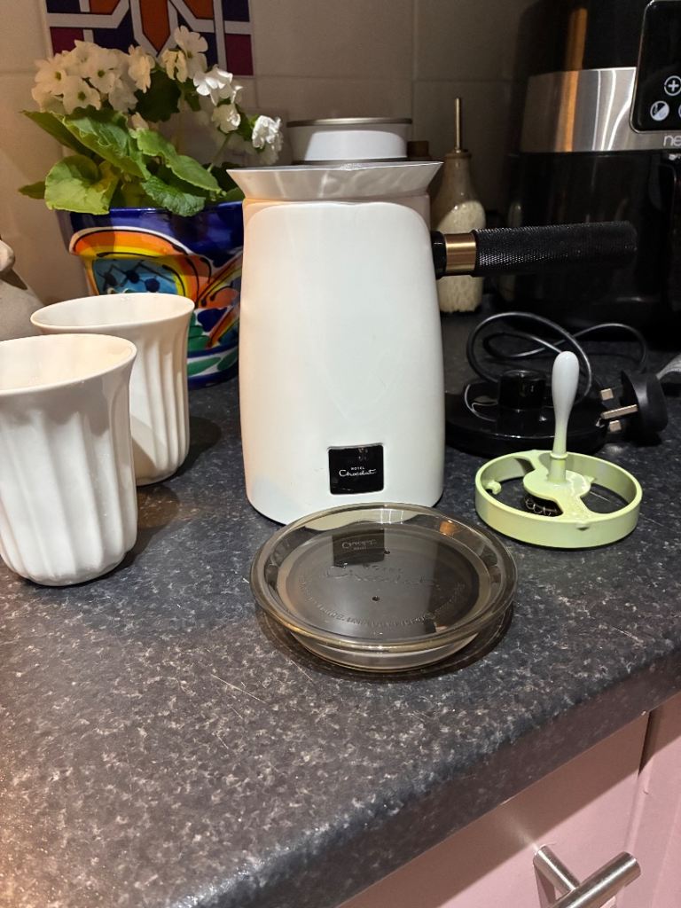 White Hotel Chocolat Velvetiser