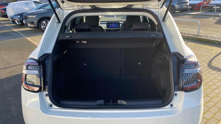 2025 Fiat 600 1.2 MHEV SUV 5dr Petrol Hybrid e-DCT Euro 6 (s/s) (136 ps) HATCHBACK Petrol/Electri...