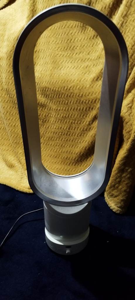 Bladeless cool Tower Fan# design that uses Air Multiplier technology for quiet airflow.