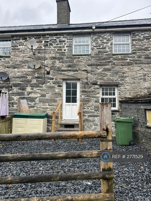 3 bedroom house in Glanrafon, Aberllefenni, Machynlleth, SY20 (3 bed) (#2771529)
