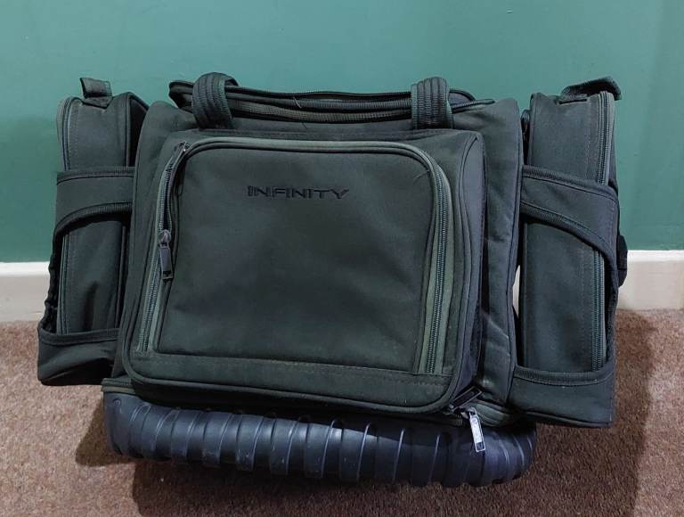 Infinity Fishing Carryall Bag with Side Pockets – Good Condition
