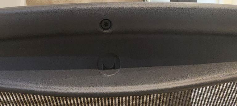 Immaculate herman miller aeron remastered size B office desk chair 