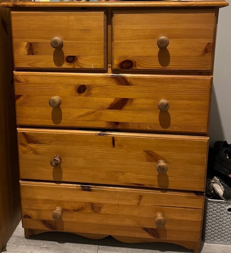 image for Chest of drawers 