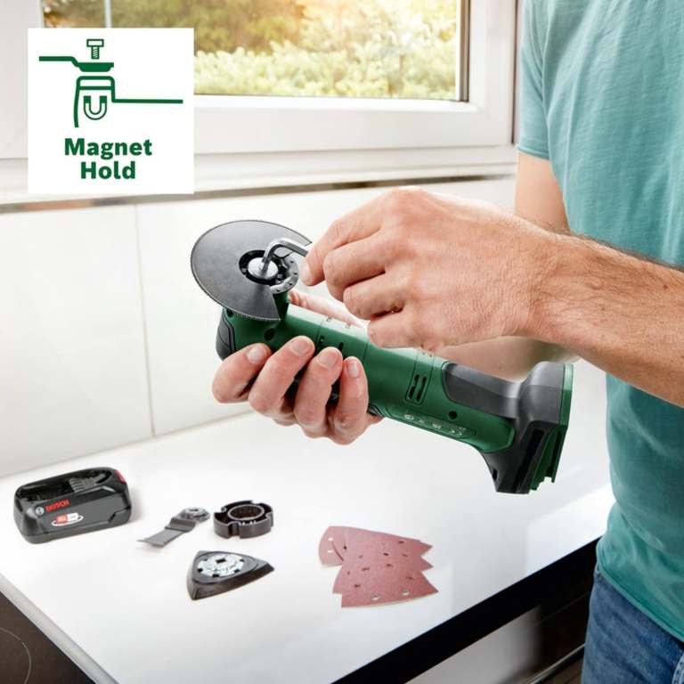 Bosch UNIVERSALMULTI 18V-32 Cordless Multi Tool Starlock WITH BATTERY / CHARGER FREE DELIVERY