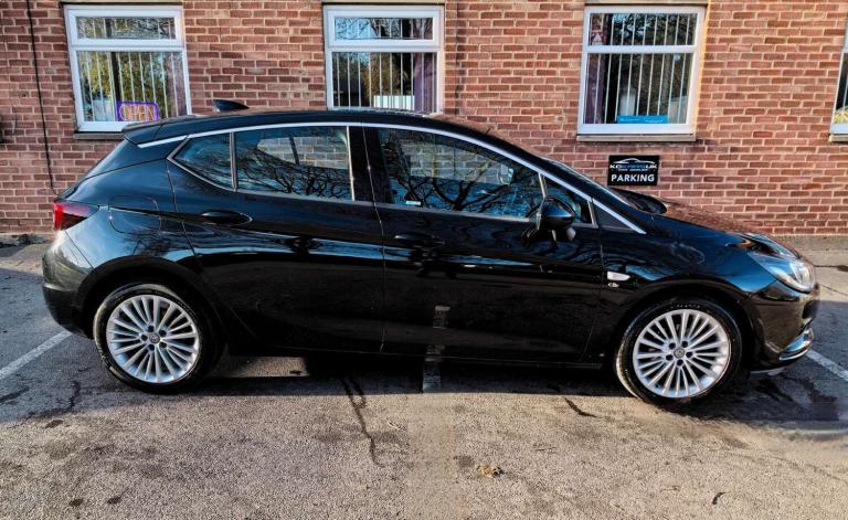 2017 Vauxhall Astra 1.4 Astra Elite Nav T 5dr - Full Service History - High Spec! Hatchback Petro...