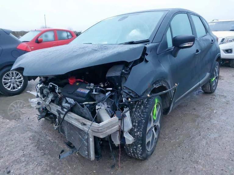 BREAKING RENAULT CAPTUR 1.5 DIESEL 2017 STOCK NUMBER WY80