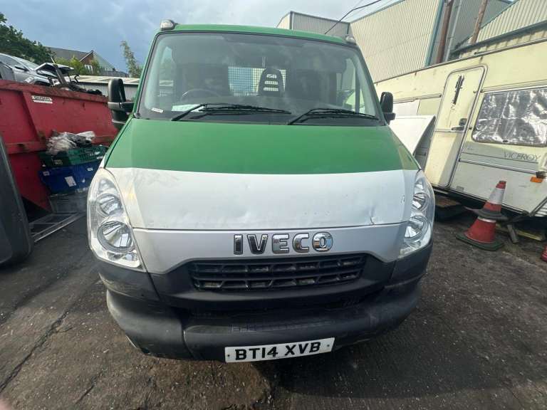 IVECO DAILY 35C13 EXTRA LONG WHEELBASE 2.3 DIESEL REAR 4X2  TWIN AXLE BREAKING FOR PARTS