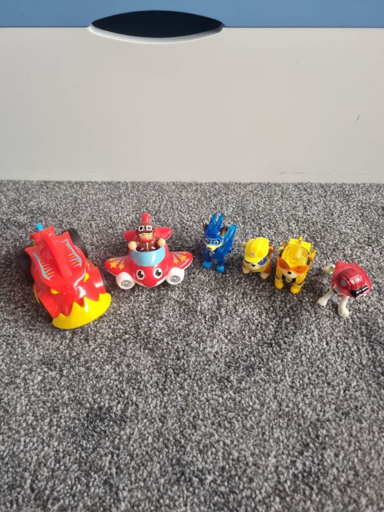 Selection of Kids' Plastic Action Figures and Vehicles
