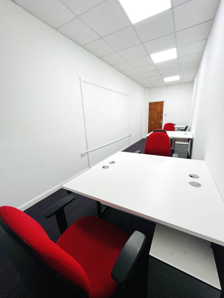 Medium Office Spaces to Rent In Park Royal NW10