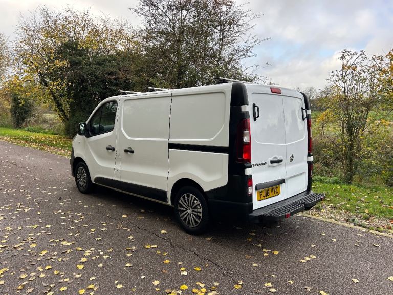 70,000 MILES VAUXHALL VIVARO 1.6 CDTI 2018 FREE ULEZ EX BT EXCELLENT CONDITION NO VAT