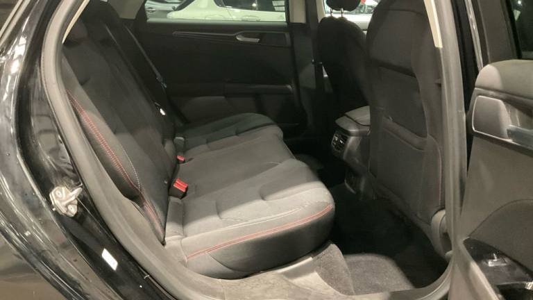 2016 Ford Mondeo 2.0 TDCi ST-Line Hatchback 5dr Diesel Manual Euro 6 (s/s) (150 ps) Hatchback Die...