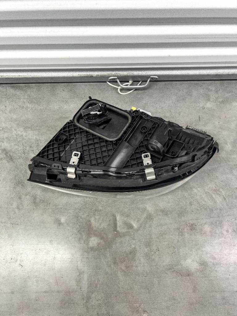 Genuine Pair Mercedes-Benz C CLASS W205 18 - 20 Multi Beam Headlights