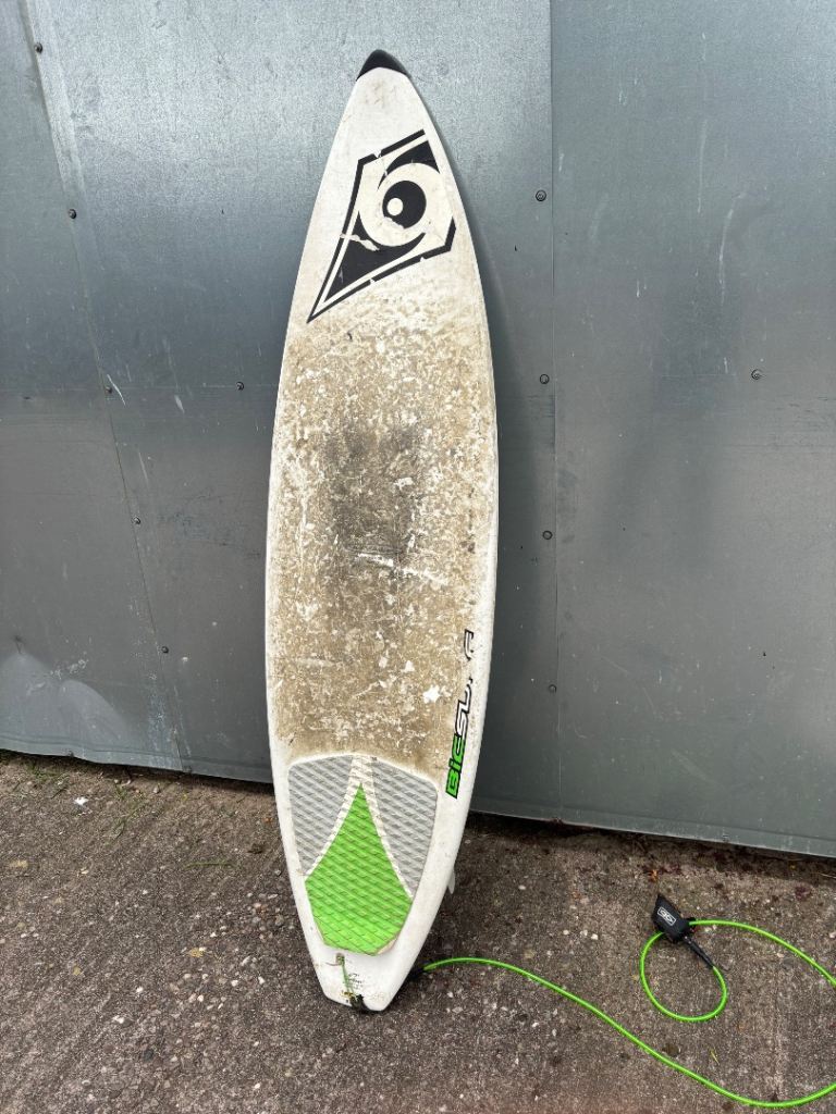 Bic 6ft7 surfboard