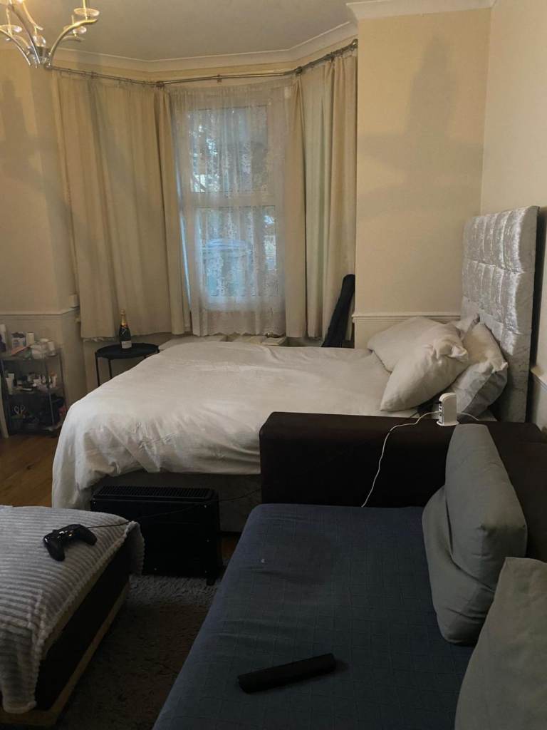 Large Double Room for Rent