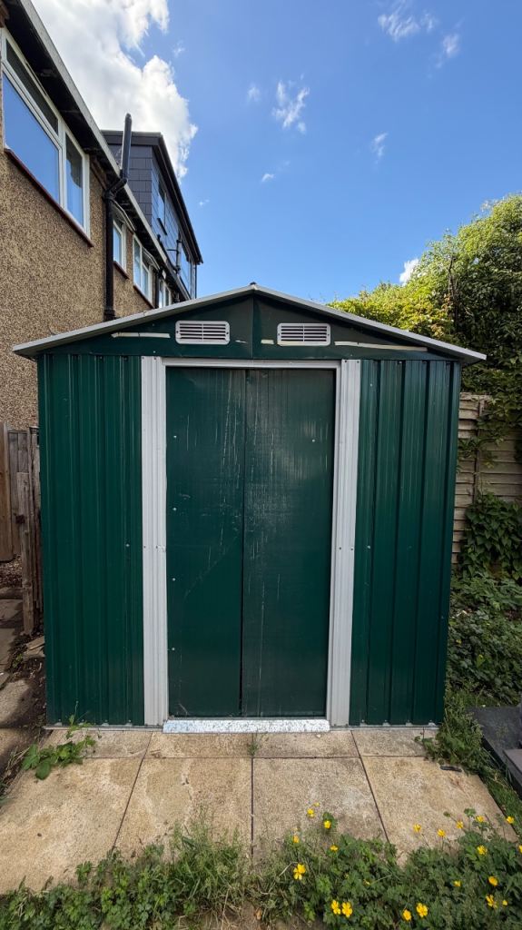Metal garden shed 