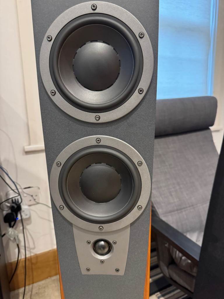 Dynaudio Contour S3.4 in Cherry wood finish.